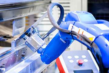 钣金行业资讯-采用机器人钣金折弯，钣金加工行业已经不再需要大批量的尺寸来使用机器人折弯机-九洲官方网站-九洲jiuzhou(中国)